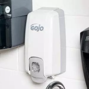 GOJO Space Saver Dispenser for 1000 mL Refills